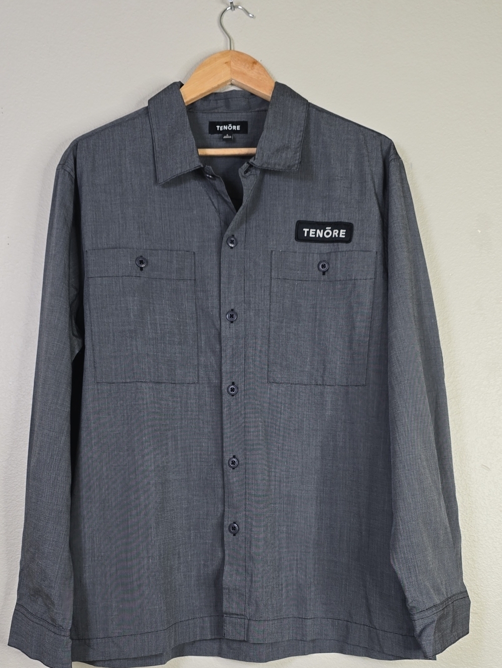 Tenore Long Sleeve Service Shirt in Charcoal Gray Size Large NWT.